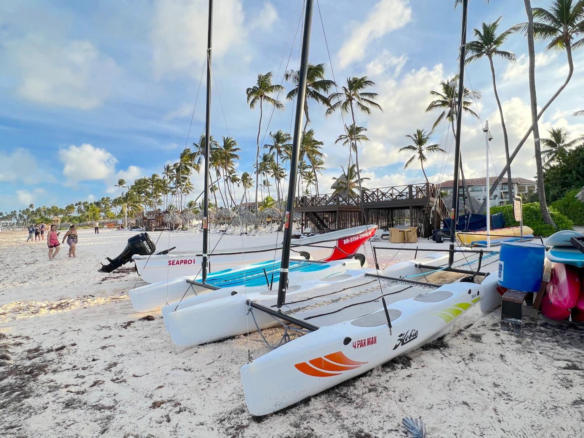 Ducassi Deluxe Playa Corales - Rooftop Pool, Restaurants And Club Punta Cana